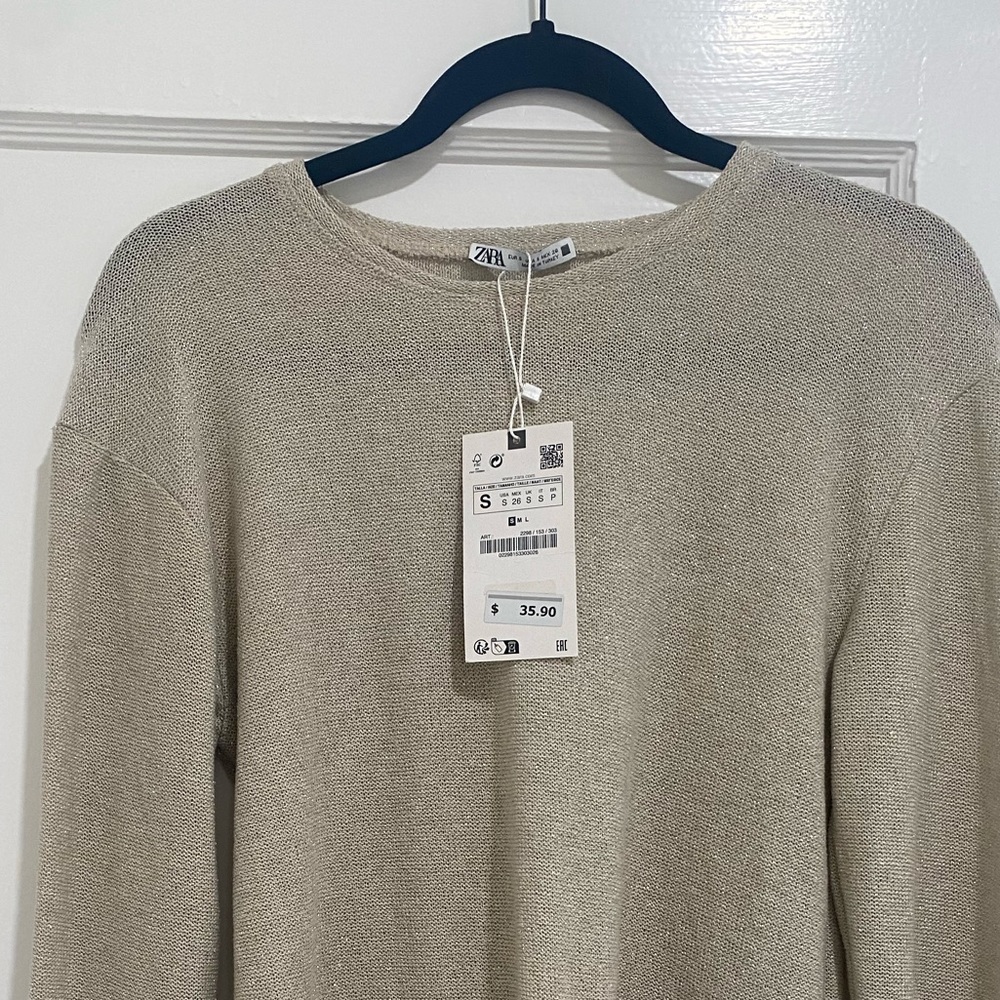 Zara Sweater with Metallic Thread - Picture 3 of 3